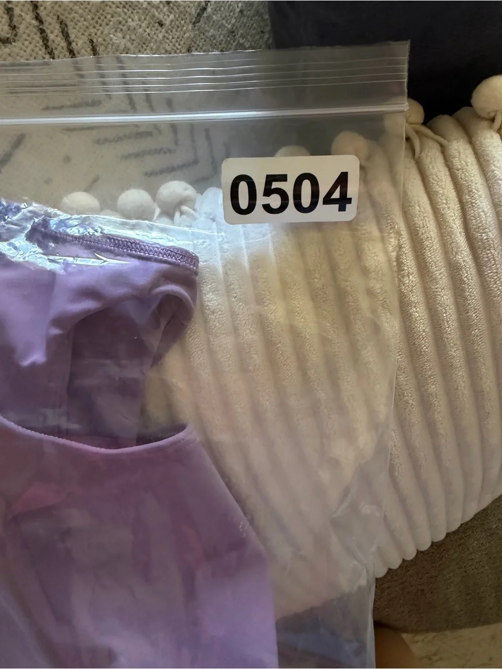 Lululemon Strong Front Sports Bra Medium Support 8 B/C Cup Purple